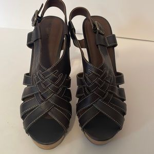 Y2K Vintage Xhilaration Tayla Brown Platform